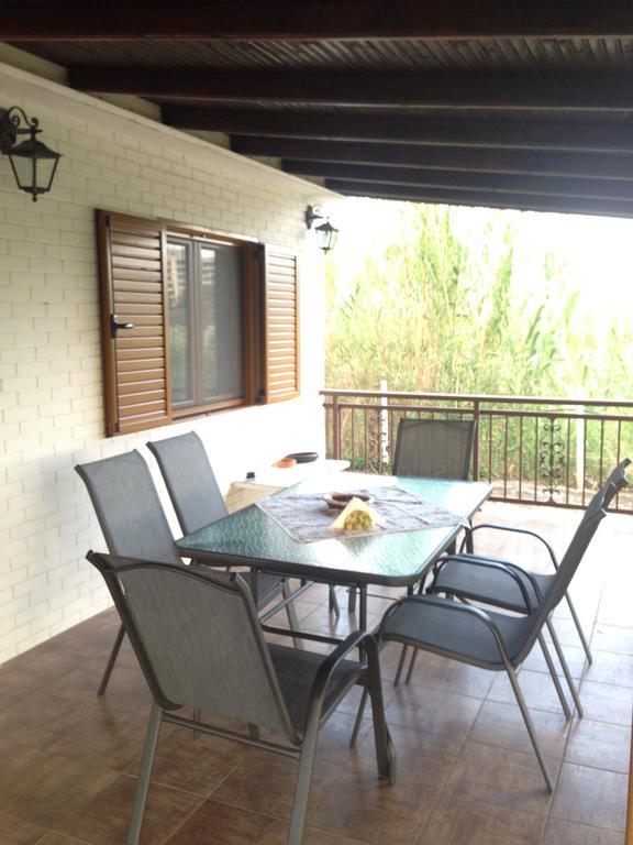Villa Niki Néos Marmarás Exterior foto